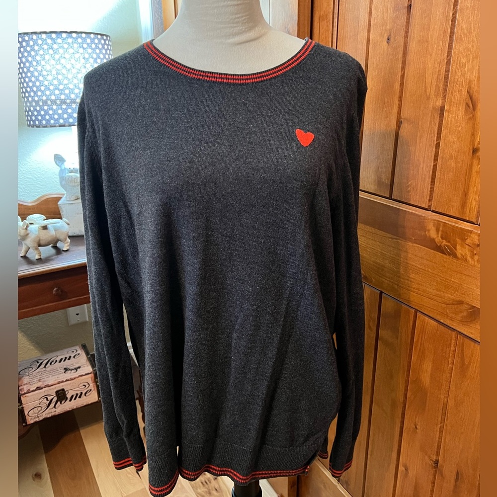 Old Navy sweater